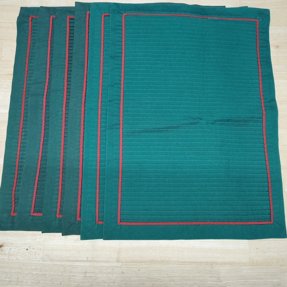 Christmas placemats pleated table protectors festive simple holiday spirit decor